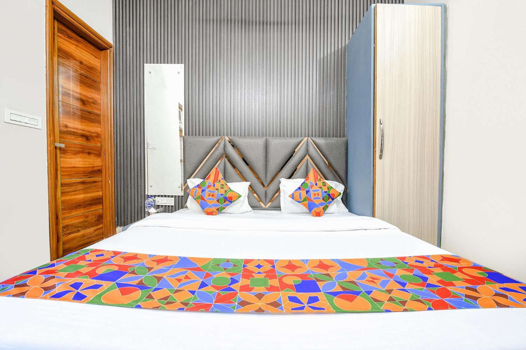 Fabhotel K9 Stay Лудхиана Экстерьер фото