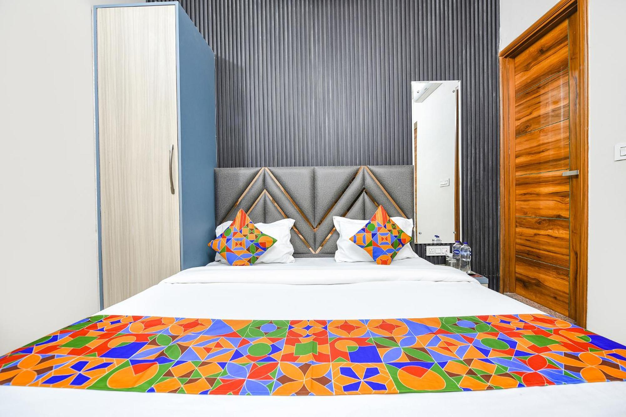 Fabhotel K9 Stay Лудхиана Экстерьер фото