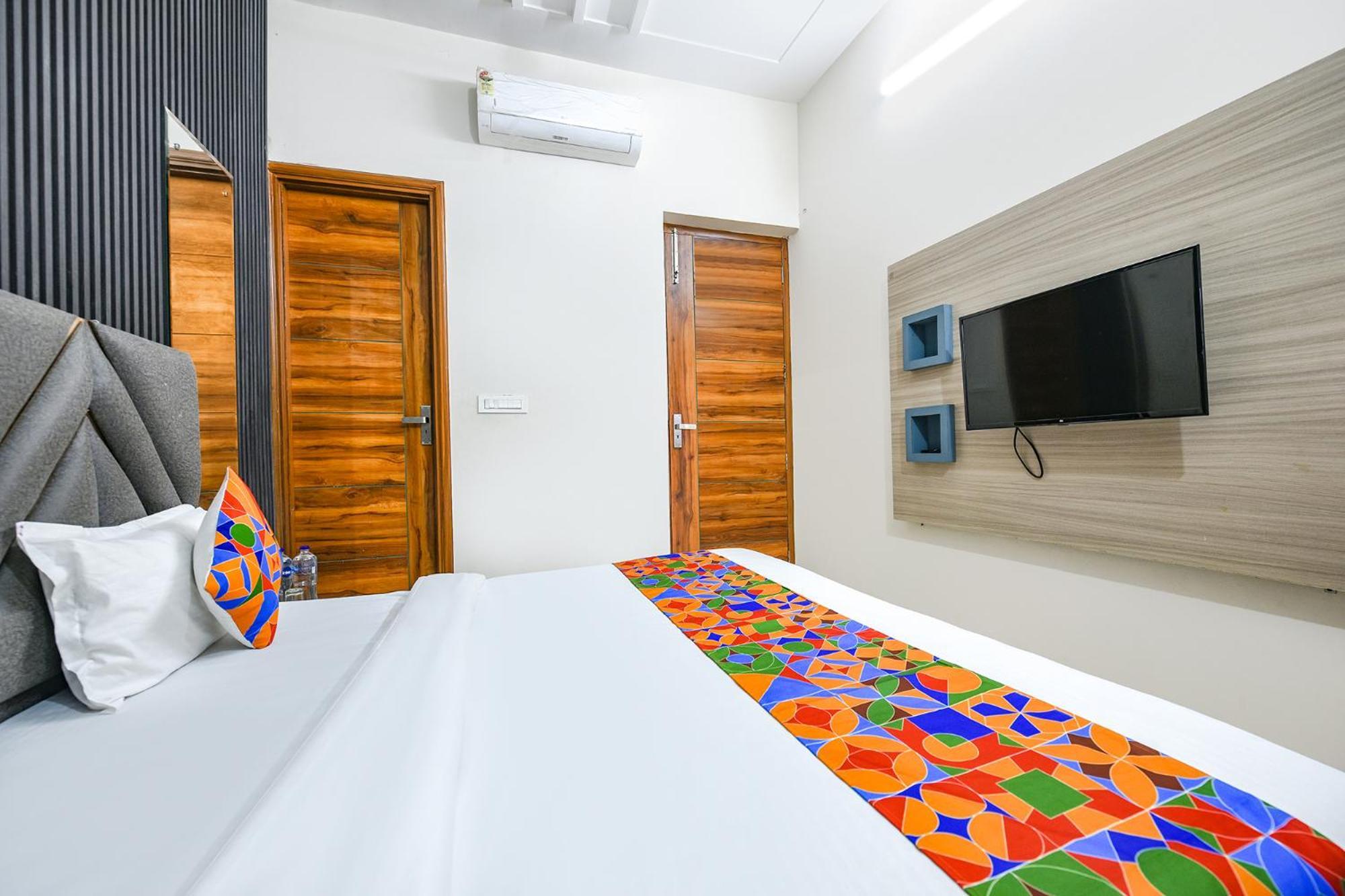 Fabhotel K9 Stay Лудхиана Экстерьер фото
