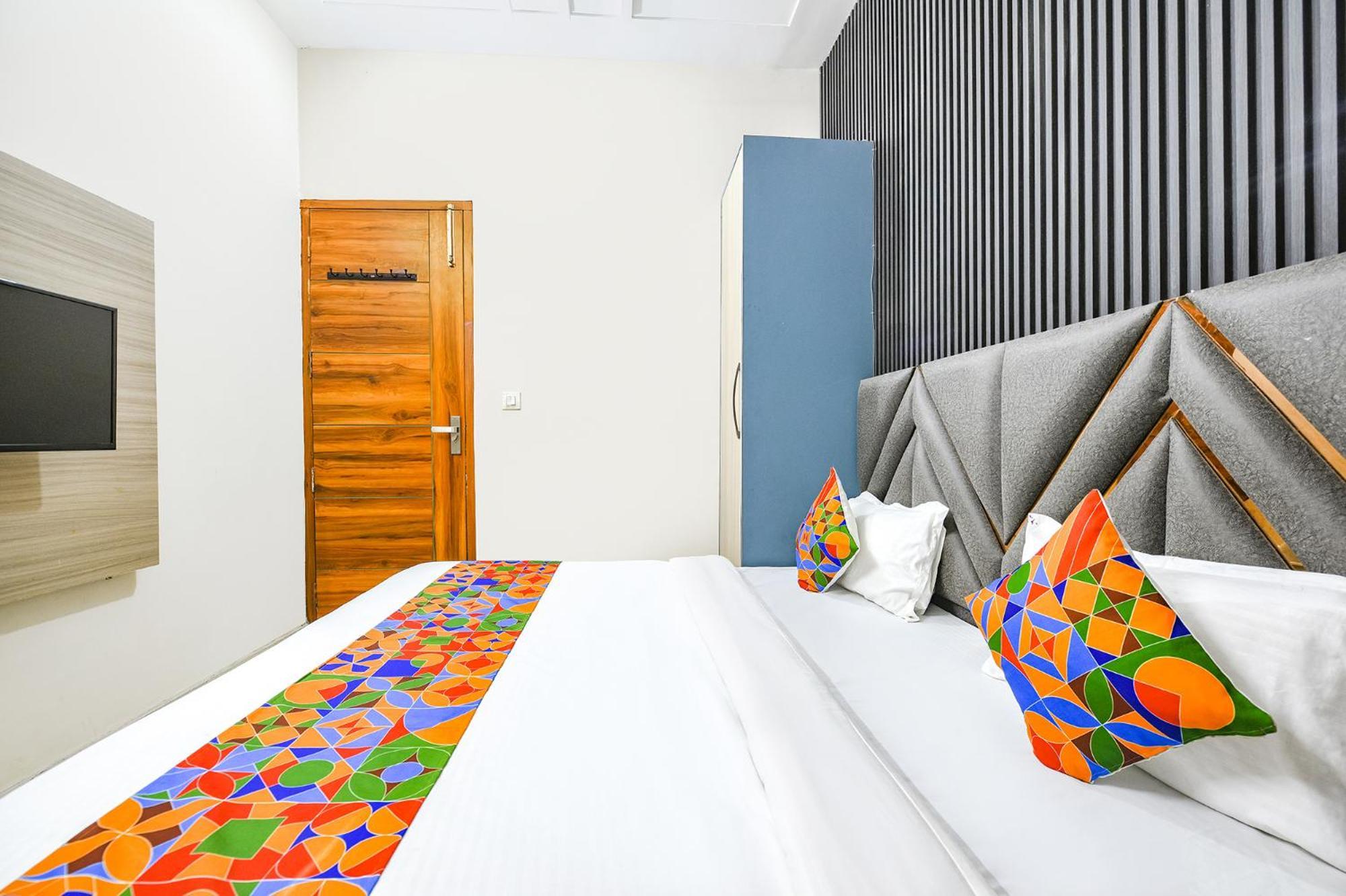Fabhotel K9 Stay Лудхиана Экстерьер фото